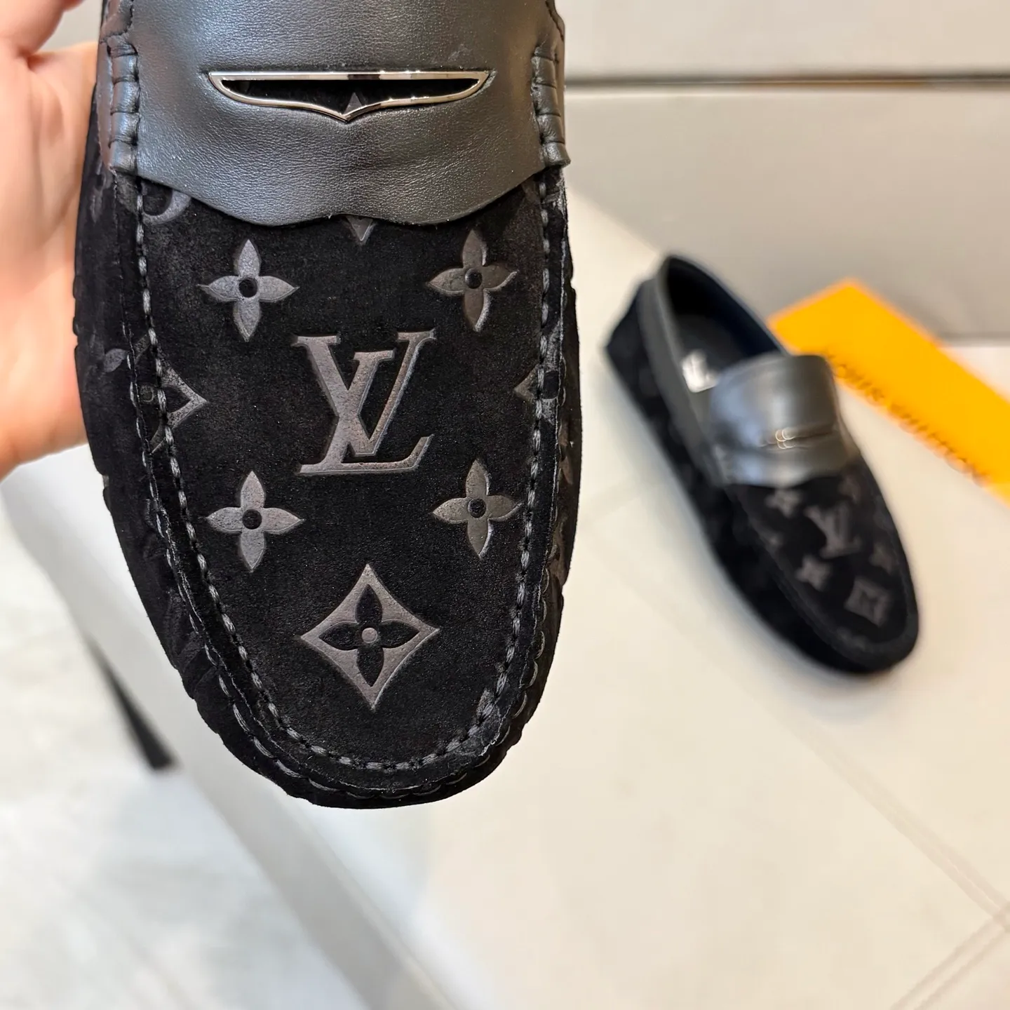 Factory price: 460💰LV men's beanie shoes 2025 official website synchronization <market top version> imported nubuck leather/embossed ➕ black cowhide original packaging. Size 38-45